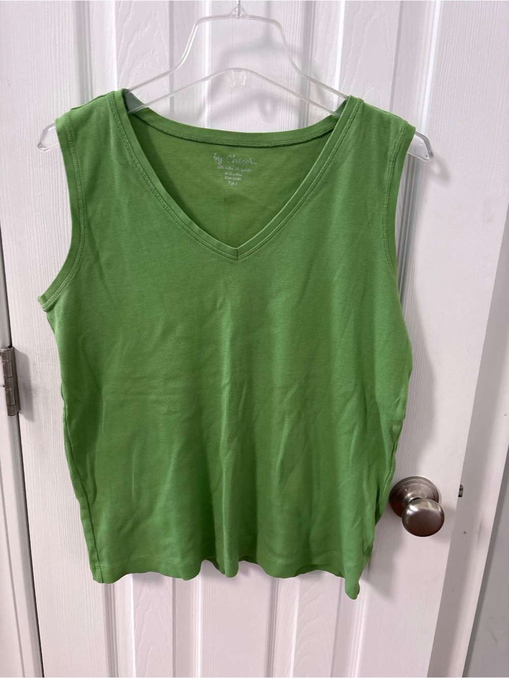 Chico’s Ribbed Green V-Neck Sleeveless Top